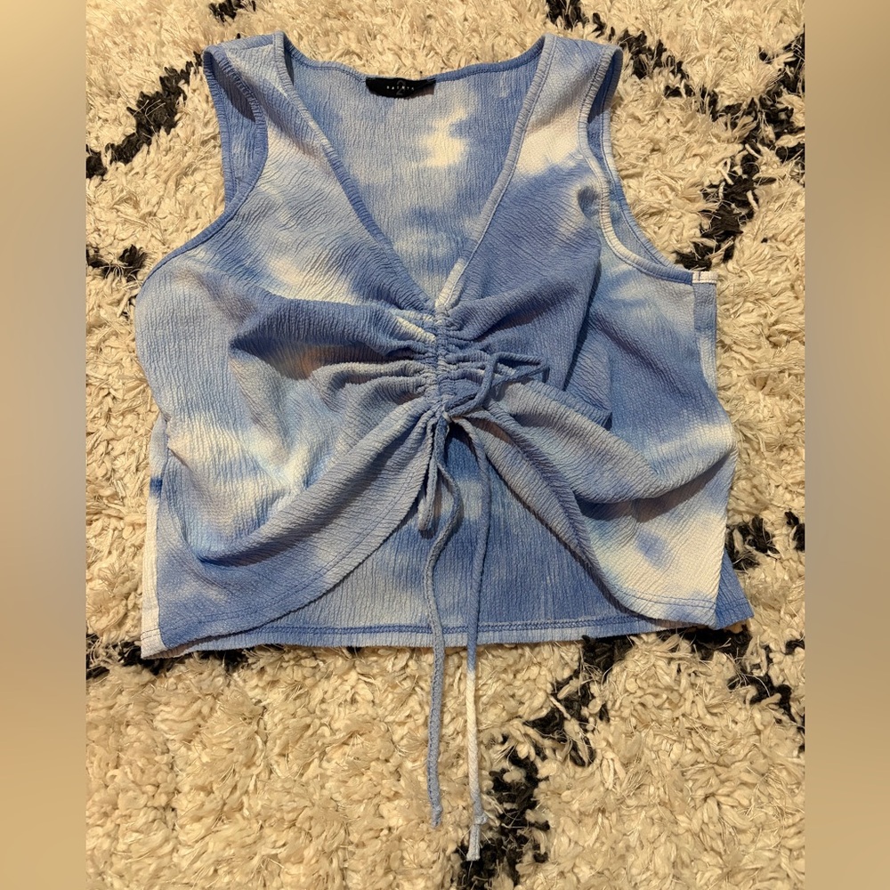 Stylish Blue Tie-Dye Ruched Crop Top